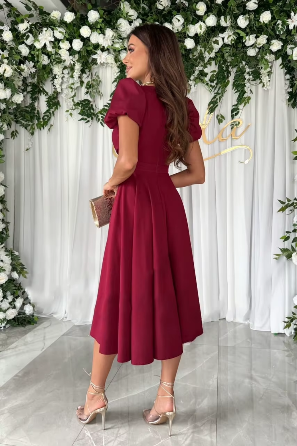 Bryher | Elegant V-Neck Midi Dress