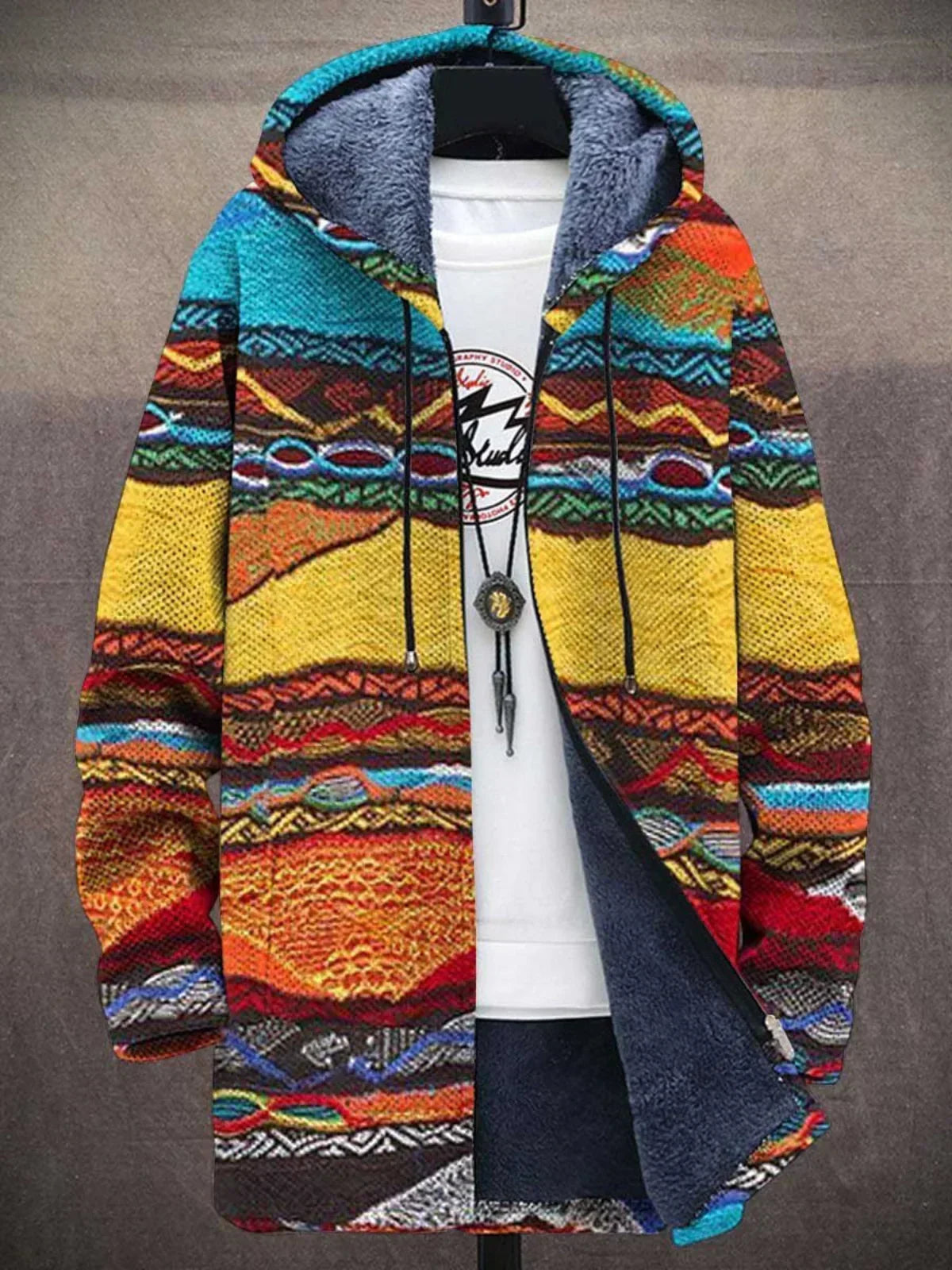 Delilah - Luxurious cardigan with artistic inspiration