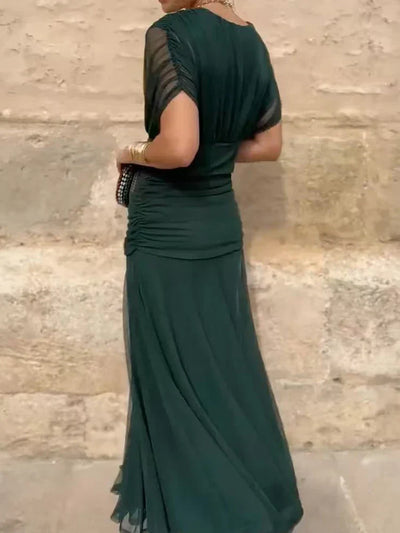 Olwen | Elegant V-Neck Dress