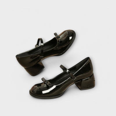 Mary Jane Hakken Shoes