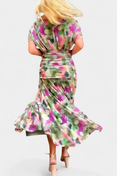 Olwen | Elegant V-Neck Dress