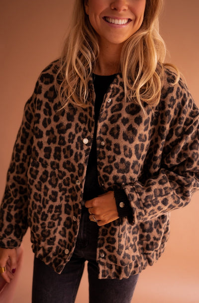 Chiara | Short jacket with leopard print